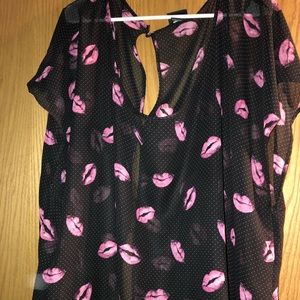 Torrid kiss top! NWOT!